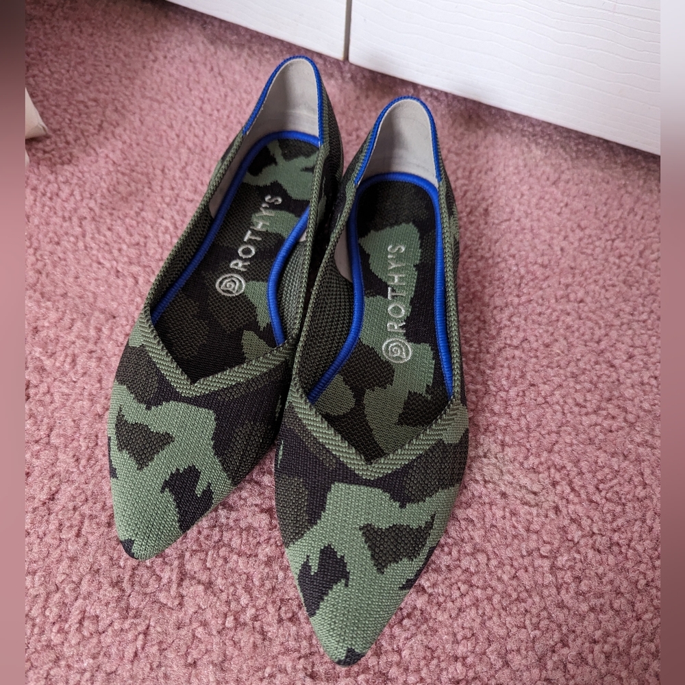 Olive camo Rothy's points